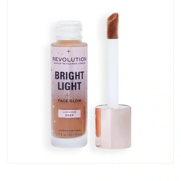 Makeup Revolution Bright Light Face Glow Medium Light - Picture 4 of 9